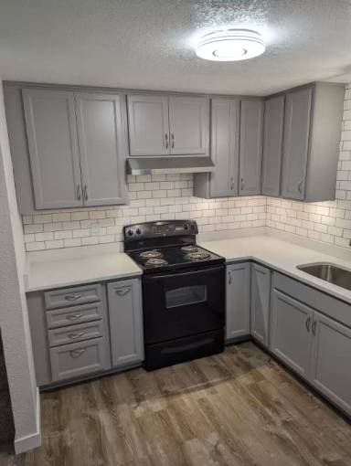 Main picture of 1220 SW E Ave