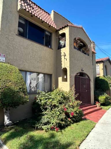 Main picture of 357 Orange Ave