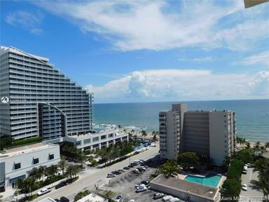 Main picture of Birch Crest Condos