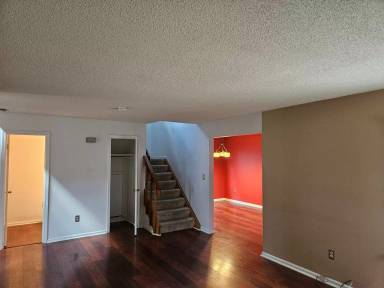 Main picture of 5389 Chatham Lake Dr