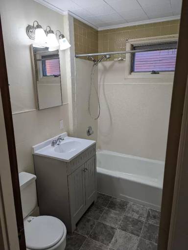 Main picture of 15 Berlin St