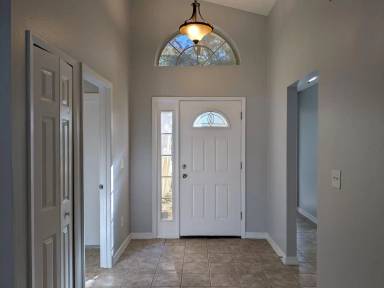 Main picture of 1020 Stonechapel Ct