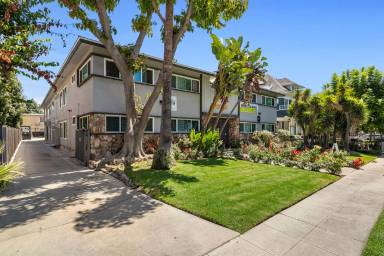 Main picture of 2728 Ellendale Pl