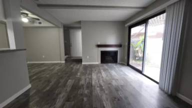 Main picture of 2114 Delaware St