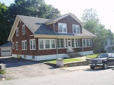 Main picture of 8 Oak St