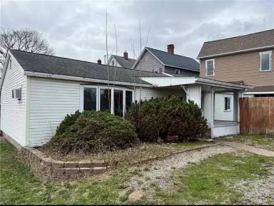 Main picture of 223 James St
