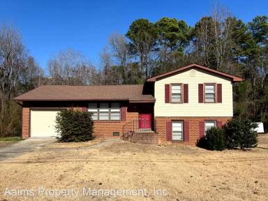 Main picture of 1632 Tryon Dr