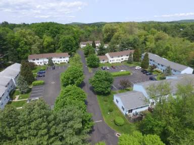 Main picture of 214 Meadow Gate Rd