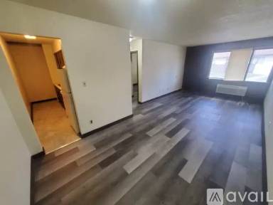 Main picture of 1005 Saint Anne St