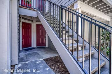 Main picture of 6900 Chantel Ct