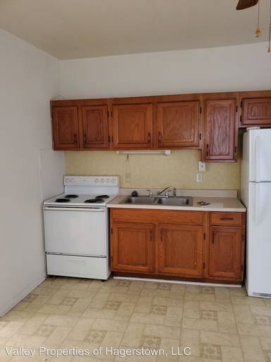 Main picture of 132 Cumberland St