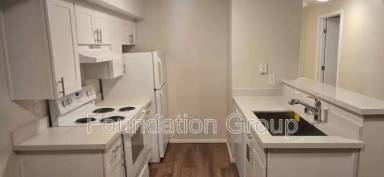 Main picture of 9400 Roosevelt Way NE