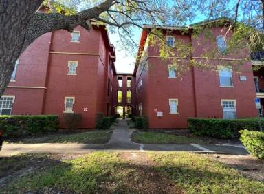 Main picture of 1325 Rotonda Pt