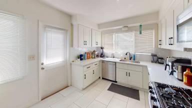 Main picture of 5628 Dorothy Dr