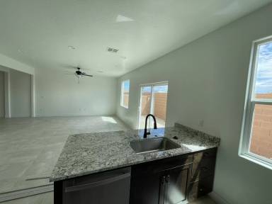 Main picture of 289 N 2470 W