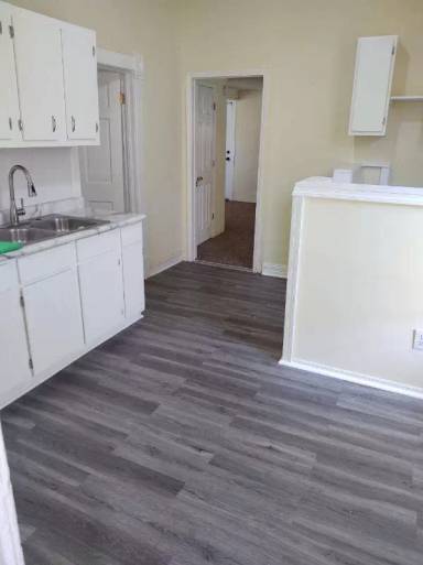 Main picture of 2925 Wabash Ave
