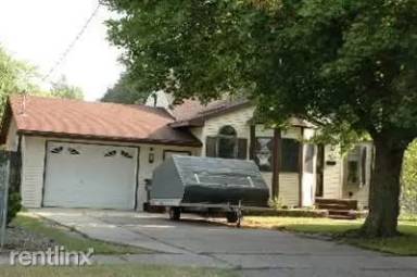 Main picture of 203 Ridgewood St SE