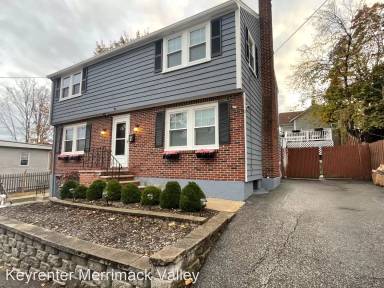 Main picture of 1 Garfield Ave