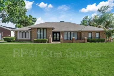 Main picture of 6320 Douglas St