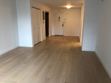 Main picture of 220 E 12th St