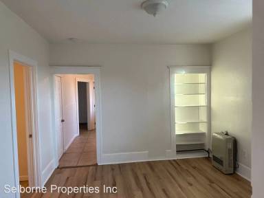 Main picture of 3302 Market St