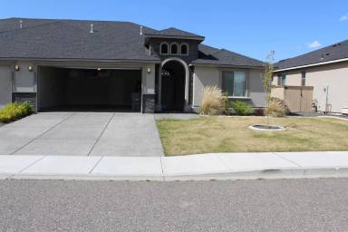 Main picture of 2460 Bramasole Dr