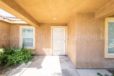 Main picture of 9010 Long Island Dr