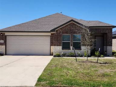 Main picture of 2420 Mulligan Ln