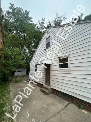 Main picture of 3341 Douglas Rd