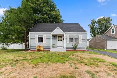 Main picture of 38 Angeline St