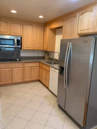 Main picture of 1300 Albina Ave