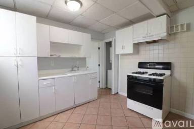 Main picture of 148 Pearl St