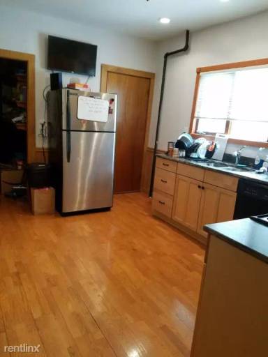 Main picture of 26 Ellington Rd