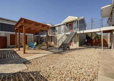 Main picture of 2512 Durwood St