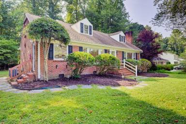 Main picture of 114 Richards Rd