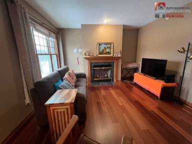 Main picture of 1881 Norhardt Dr