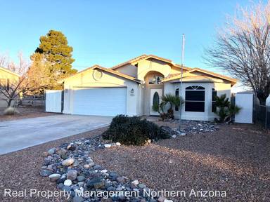 Main picture of 935 E John Norman Ln