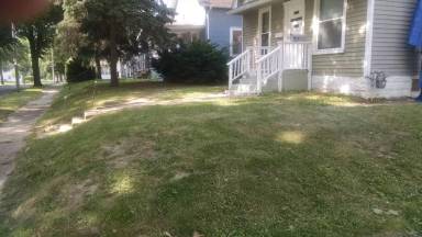 Main picture of 1037 Center Point Rd NE