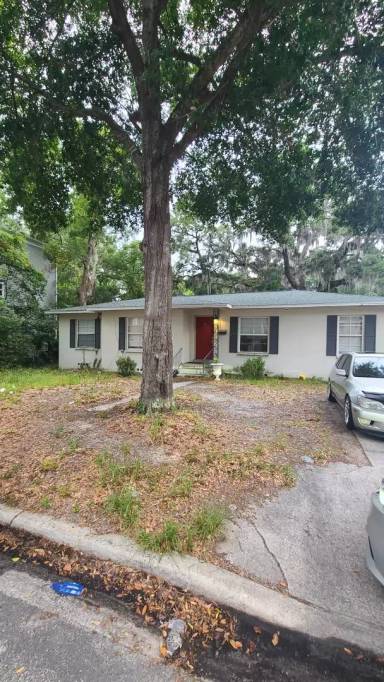Main picture of 816 SW 9th St