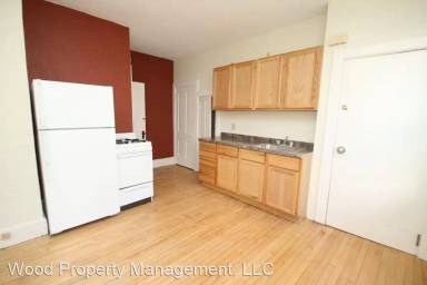 Main picture of 2443 N Bartlett Ave