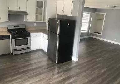 Main picture of 212 S Avenue 58