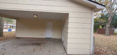 Main picture of 6545 Amanda Cir
