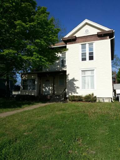 Main picture of 800 S Noland Rd