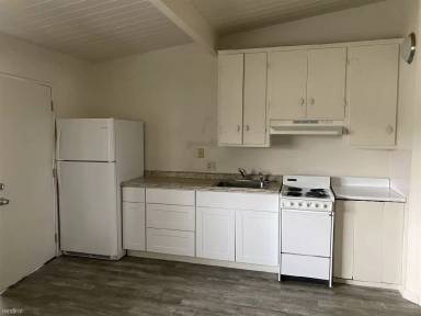 Main picture of 404 Central Ave