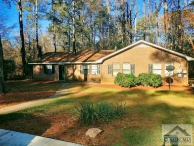 Main picture of 110 Redstone Dr