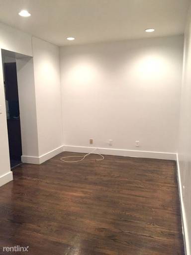 Main picture of 86 East 4th St
