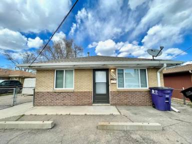 Main picture of 2767 W 2nd Ave