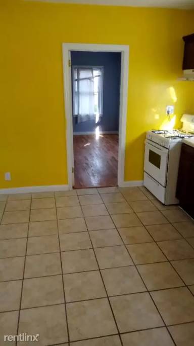 Main picture of 307 Amity St