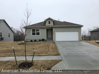 Main picture of 31815 W 172nd St