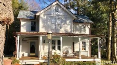 Main picture of 408 Conover Ave